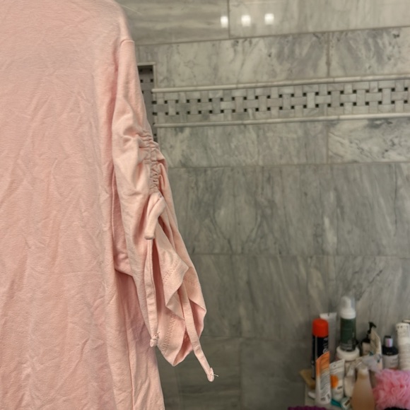 Soft light pink t shirt - Picture 7 of 8